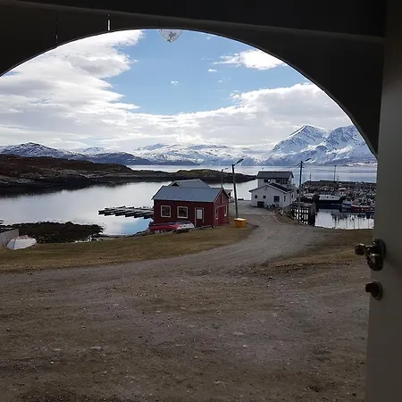 Landhandel As Kvaenangen Adventure *